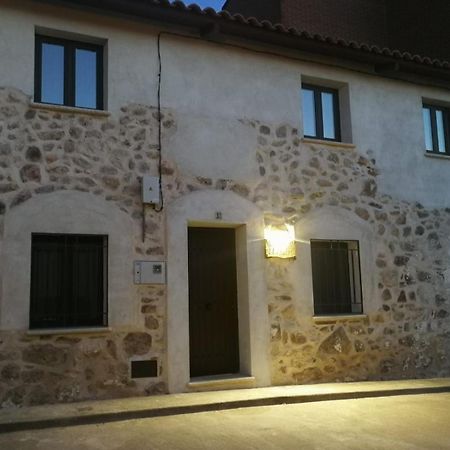 Casa Rural El Enebro 4 Estrellas Navamorcuende Екстер'єр фото